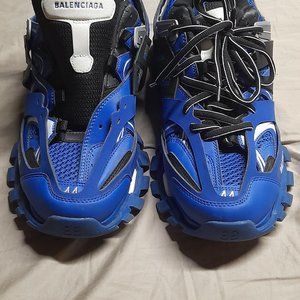 Track Shoes